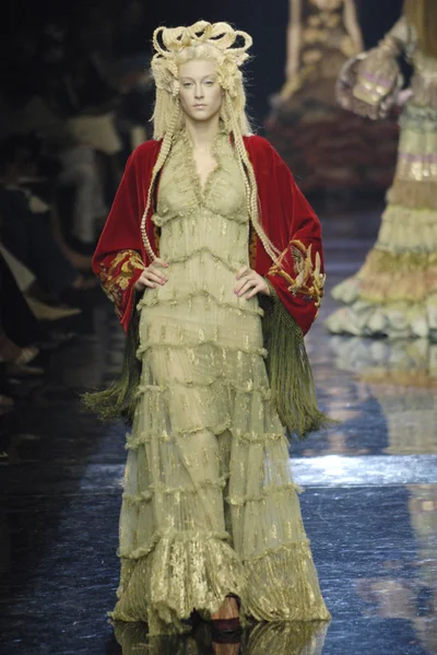 Look 35